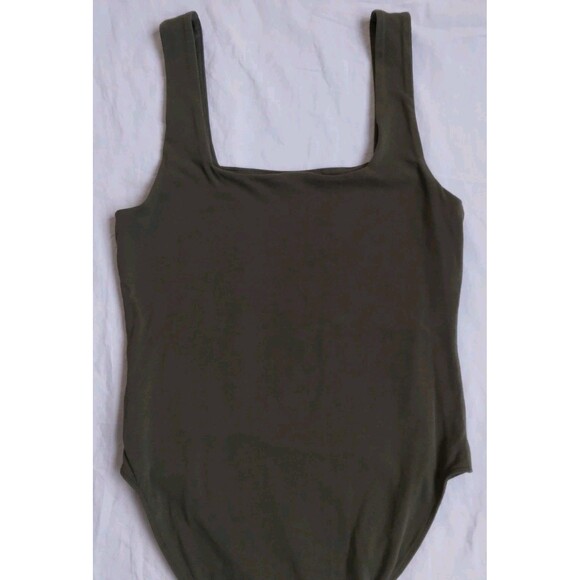 3 Old Navy Square Neck Tank Top Bodysuit Pink Orange Green Women’s Size M - Picture 14 of 14